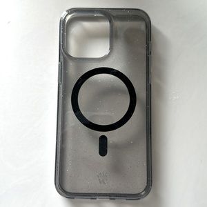 Authentic Velvet Caviar glitter iPhone 15 Pro Max MagSafe case